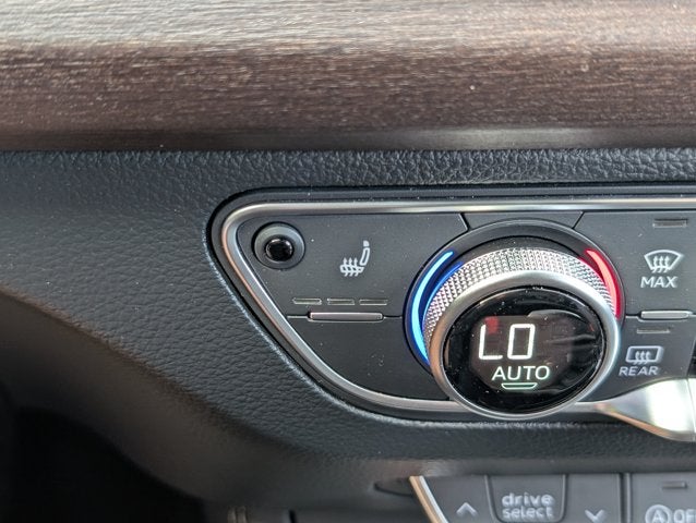2022 Audi Q5 Premium Plus