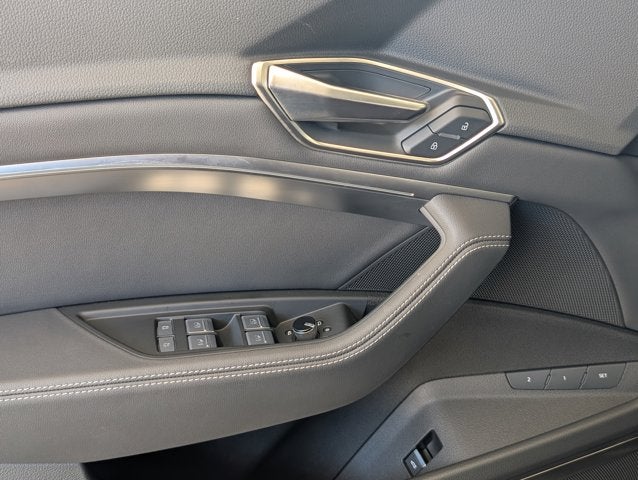 2024 Audi Q8 e-tron Sportback S line Premium Plus