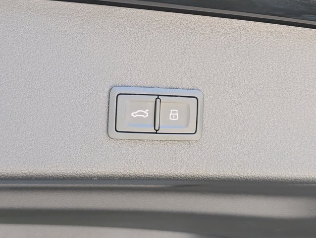 2024 Audi Q8 e-tron Sportback S line Premium Plus