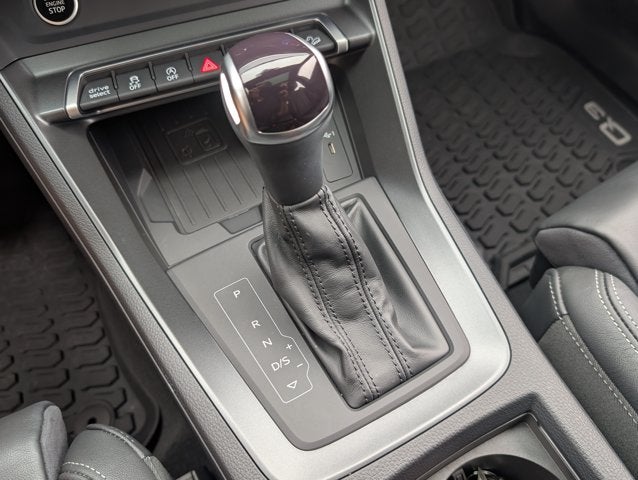 2024 Audi Q3 S line Premium