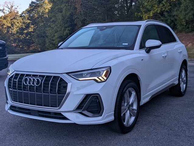 2024 Audi Q3 S line Premium