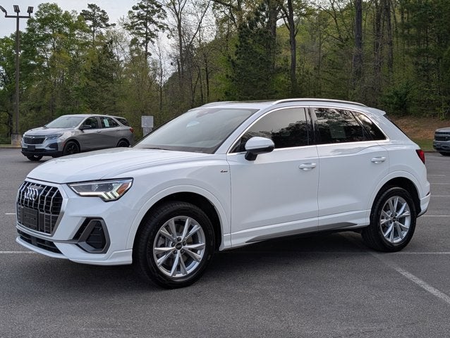 2023 Audi Q3 S line Premium