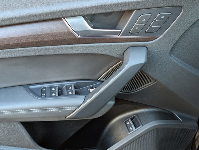 2024 Audi Q5 S line Premium Plus