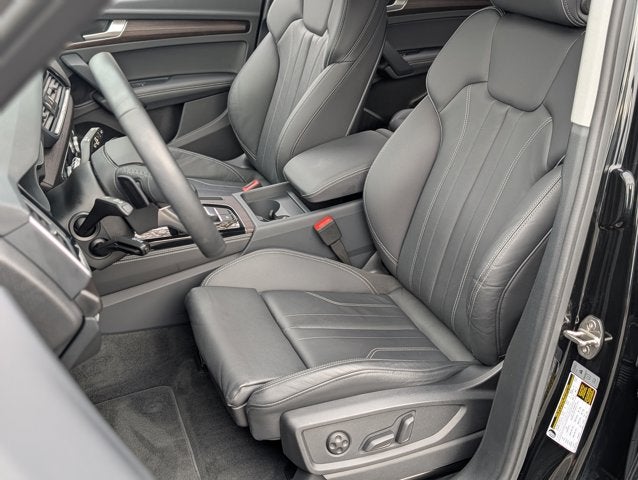 2024 Audi Q5 S line Premium Plus