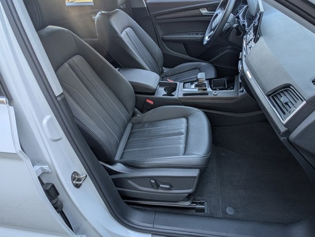 2023 Audi Q5 S line Premium Plus