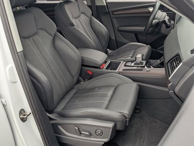 2022 Audi Q5 S line Premium Plus