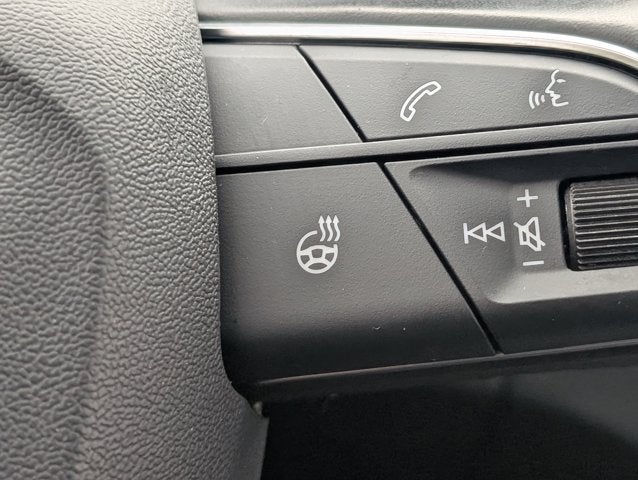 2022 Audi Q5 S line Premium Plus