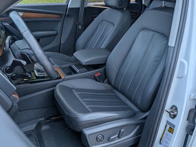 2022 Audi Q5 S line Premium Plus