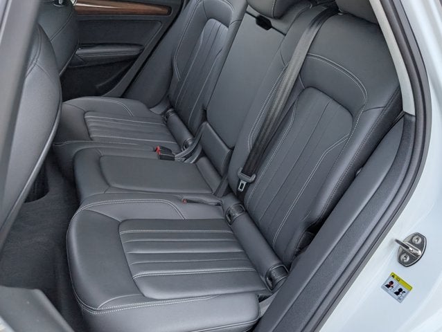 2022 Audi Q5 S line Premium Plus