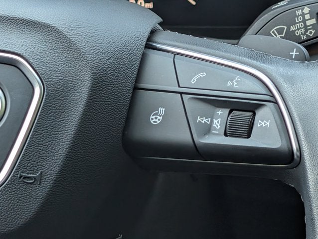 2022 Audi Q5 S line Premium Plus