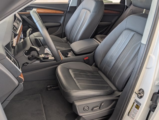 2023 Audi Q5 S line Premium Plus