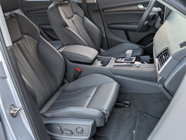 2025 Audi Q5 S line Premium