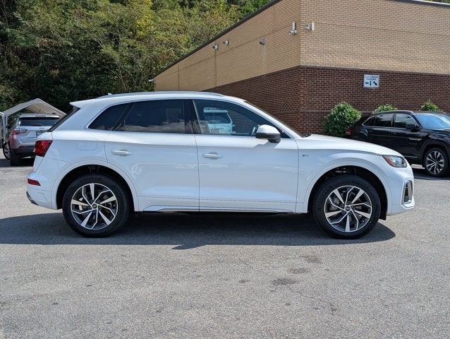 2023 Audi Q5 S line Premium