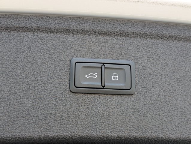 2023 Audi Q5 S line Premium