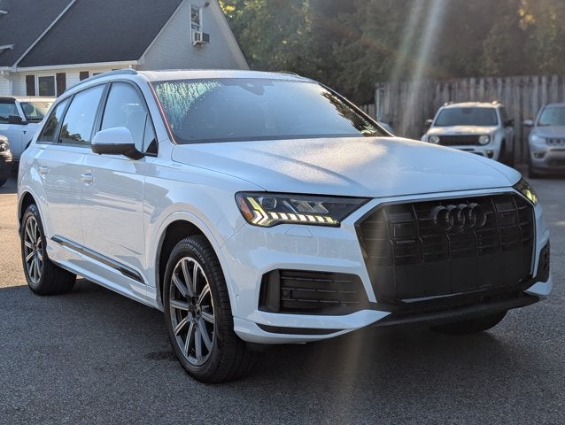 2023 Audi Q7 Premium Plus
