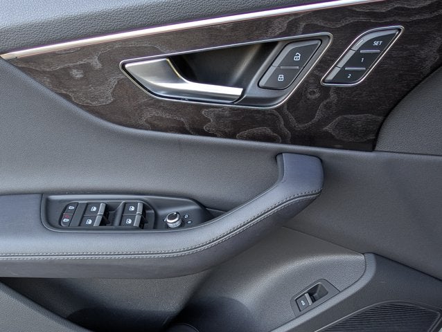 2023 Audi Q7 Premium Plus
