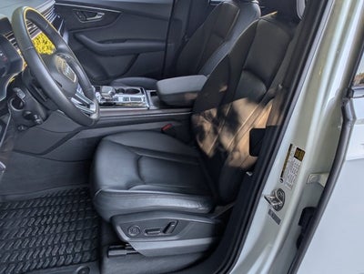 2023 Audi Q7 Premium Plus