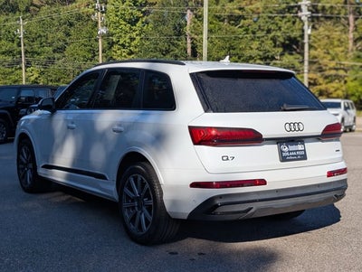 2023 Audi Q7 Premium Plus