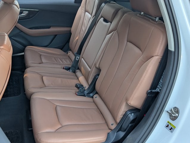2023 Audi Q7 Premium Plus