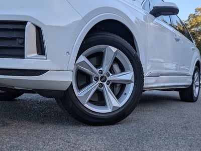 2023 Audi Q7 Premium Plus