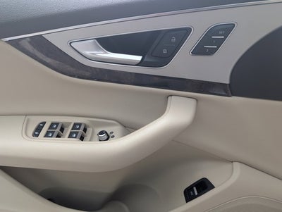 2019 Audi Q7 Premium Plus