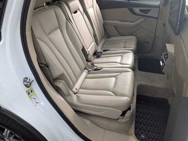 2019 Audi Q7 Premium Plus