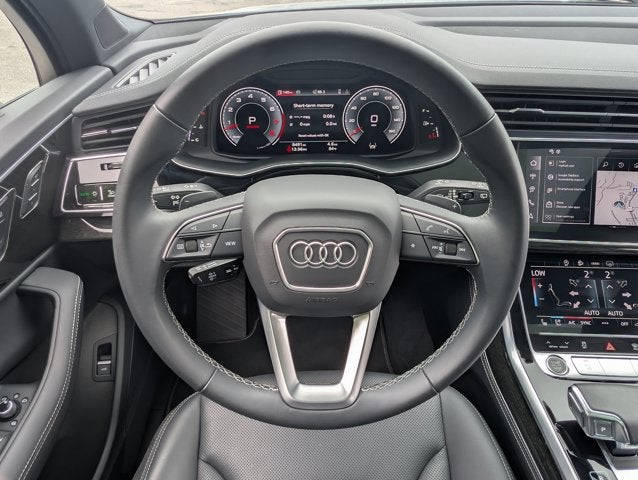 2025 Audi Q7 Premium Plus