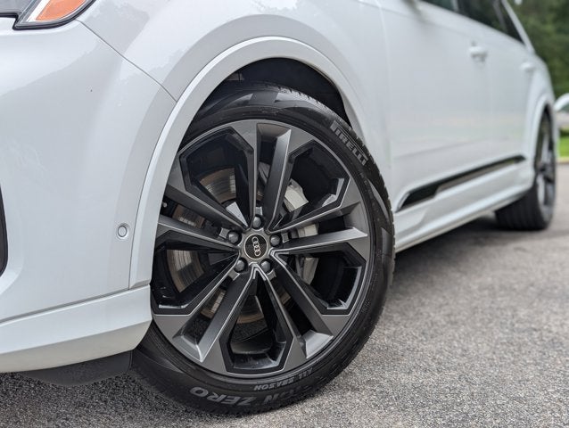 2025 Audi Q7 Premium Plus