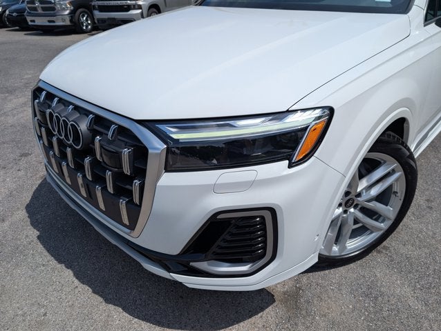 2025 Audi Q7 Premium Plus