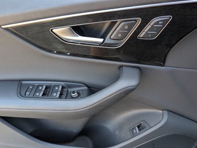 2023 Audi Q7 Premium Plus