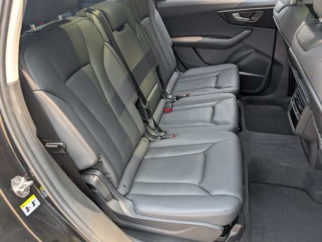 2023 Audi Q7 Premium Plus