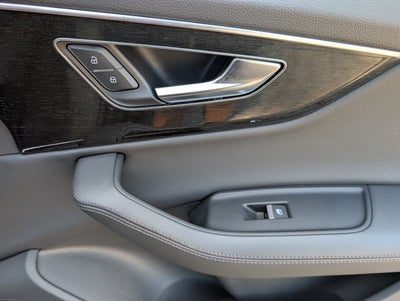2023 Audi Q7 Premium Plus
