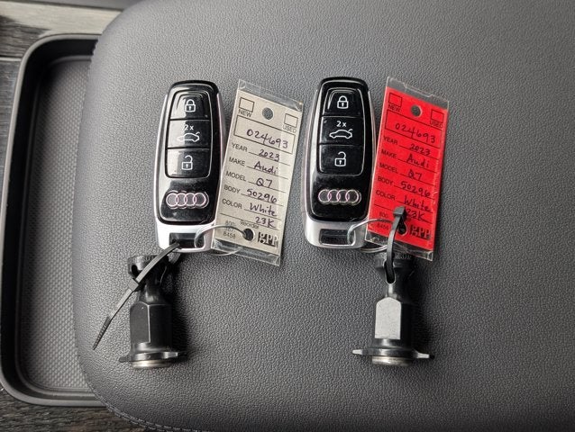 2023 Audi Q7 Premium Plus