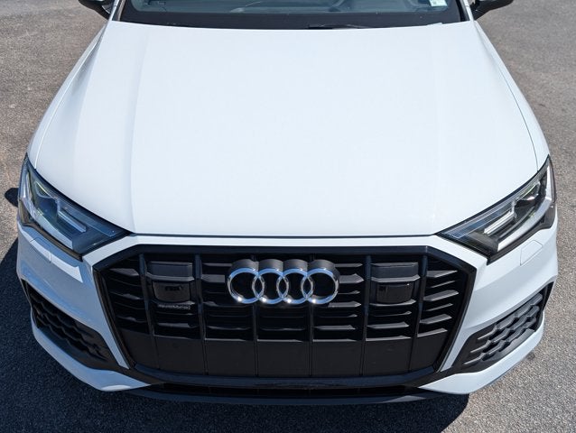 2022 Audi Q7 Premium Plus