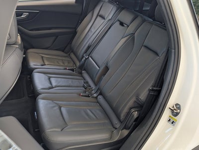 2022 Audi Q7 Premium Plus