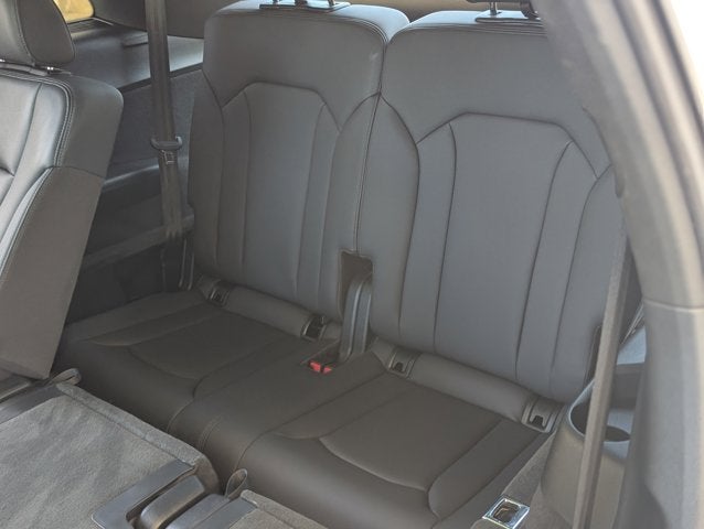 2022 Audi Q7 Premium Plus