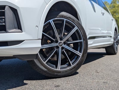 2022 Audi Q7 Premium Plus