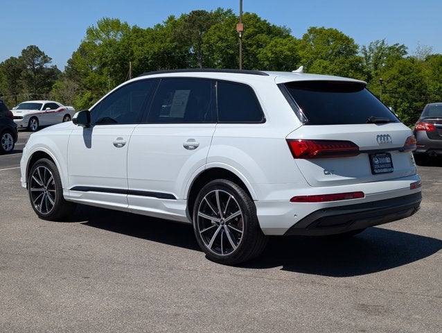 2022 Audi Q7 Premium Plus
