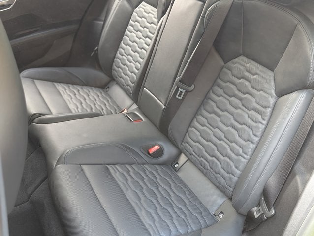 2023 Audi e-tron GT Prestige