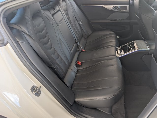 2020 BMW 8 Series 840i