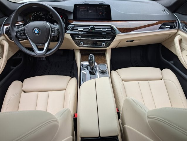 2019 BMW 5 Series 530i