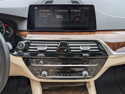 2019 BMW 5 Series 530i