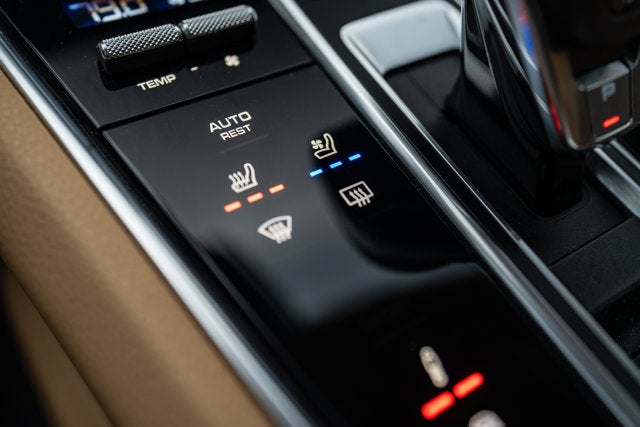 2020 Porsche Panamera 4 E-Hybrid