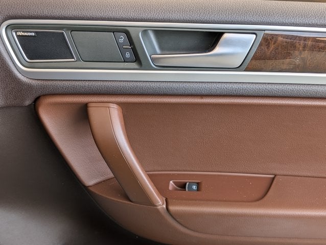 2014 Volkswagen Touareg Exec