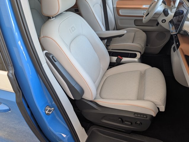 2025 Volkswagen ID. Buzz Pro S Plus