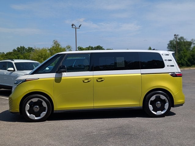 2025 Volkswagen ID. Buzz Pro S Plus