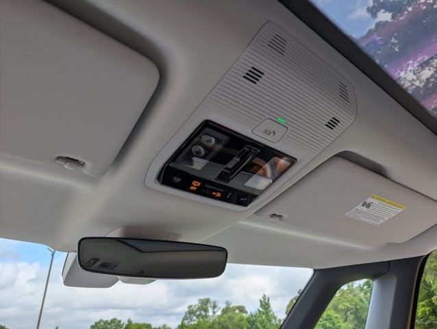 2025 Volkswagen ID. Buzz Pro S Plus