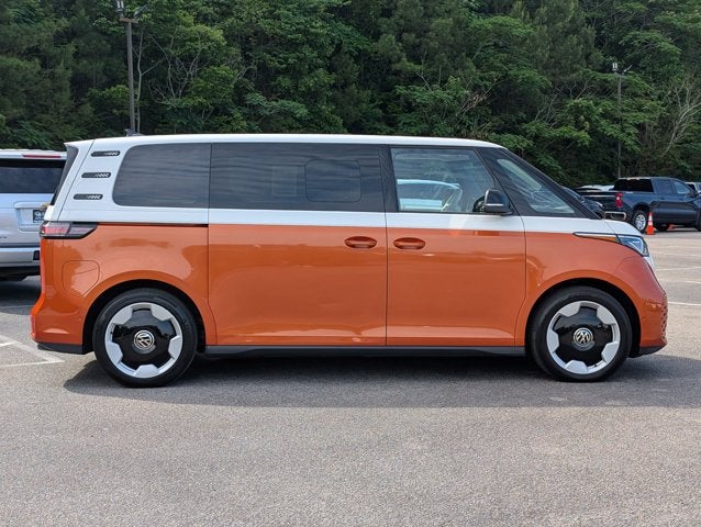 2025 Volkswagen ID. Buzz Pro S Plus