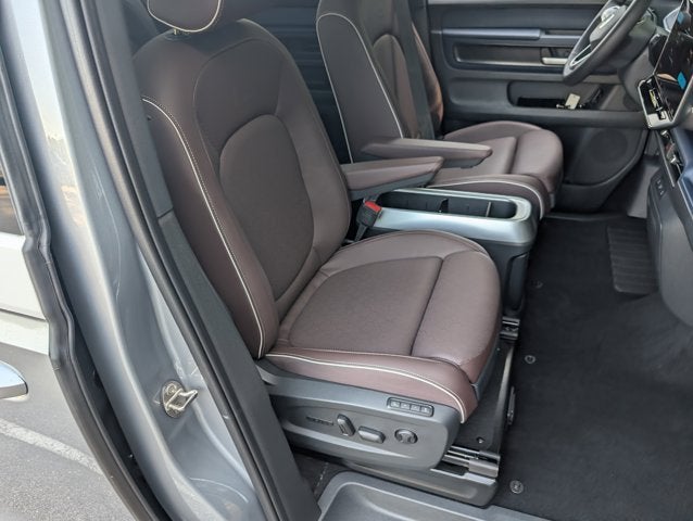 2025 Volkswagen ID. Buzz Pro S Plus