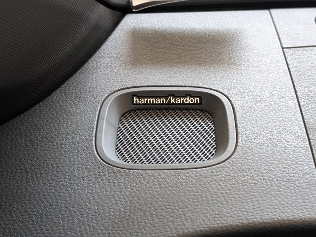 2025 Volkswagen ID. Buzz Pro S Plus